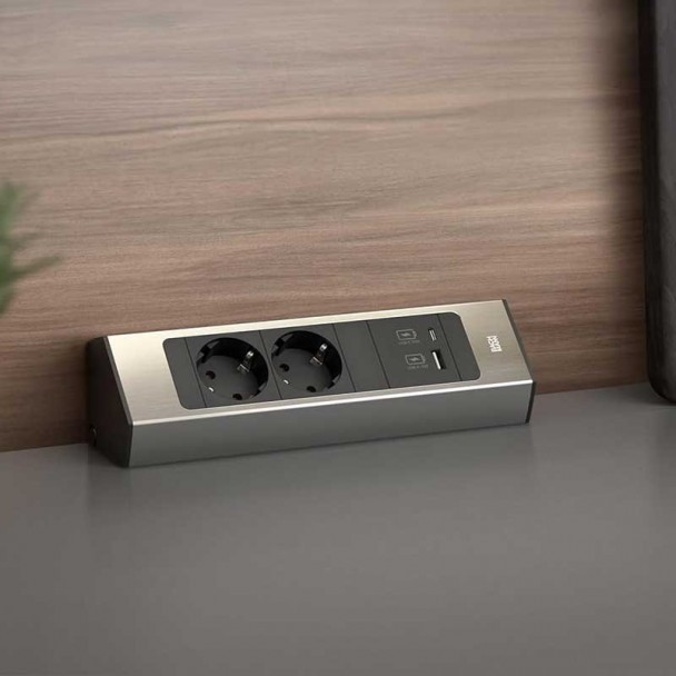 Régua de energia com 2 tomadas e 2 portas USB para Recanto Casia 2 Inox